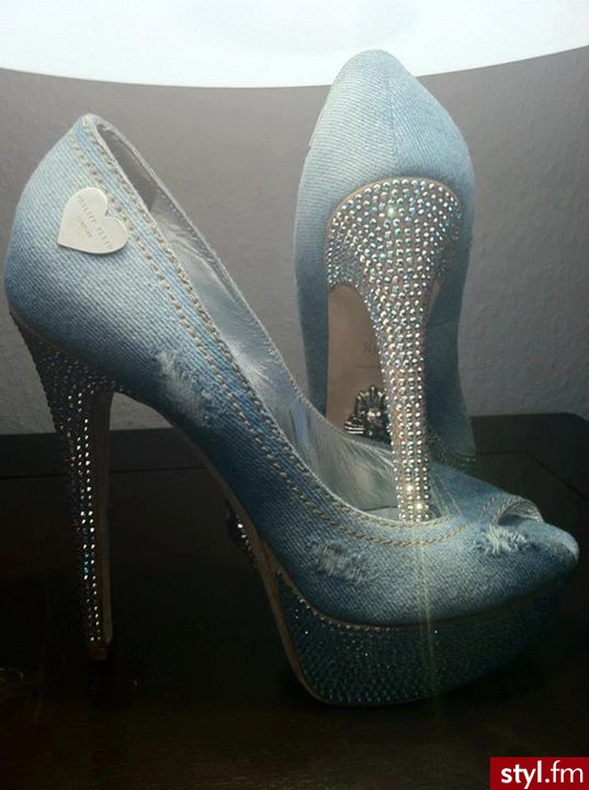 Szpilki Buty Moda