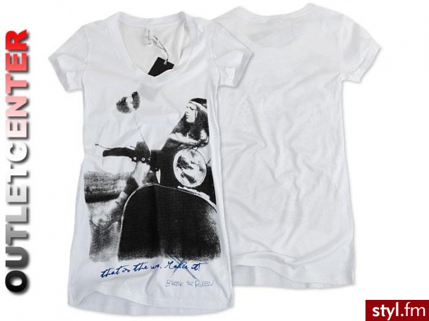 T-shirt biały. :P - Pozostałe Ciuchy Moda