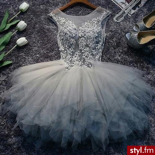 Wieczorowe Sukienki Moda