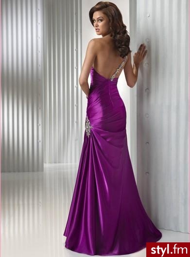 Sukienki Moda