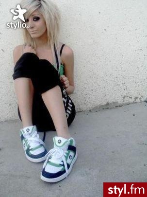 EMO Alternatywne Średnie Fryzury