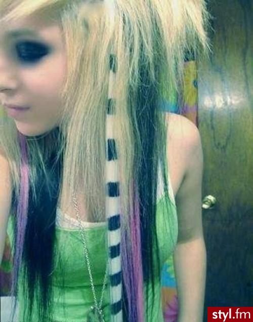 EMO Alternatywne Średnie Fryzury