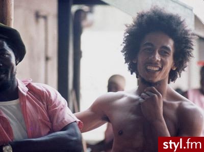Bob Marley.! < 33. .! < 33 - Dredy Alternatywne Średnie Fryzury