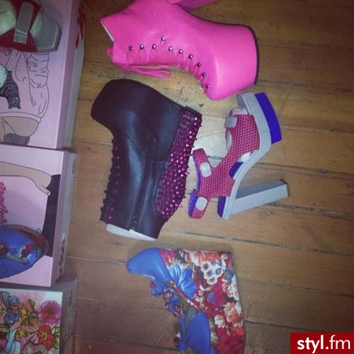 Pozostałe Buty Moda