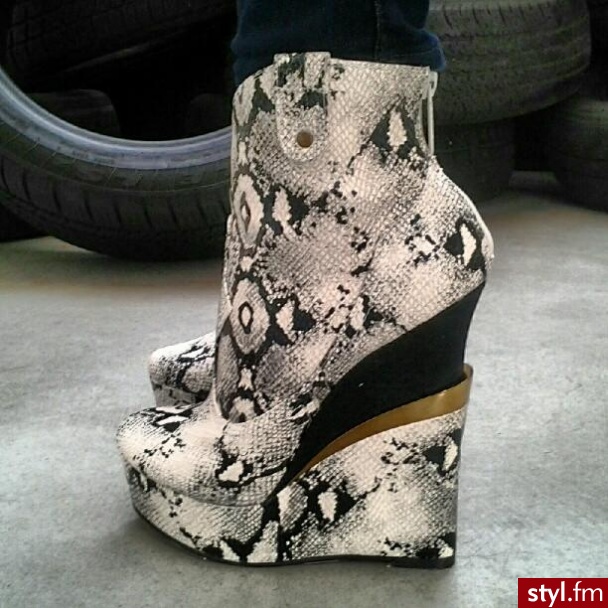 Pozostałe Buty Moda