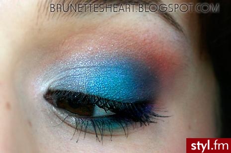 Niebieski makeup - Makijaże