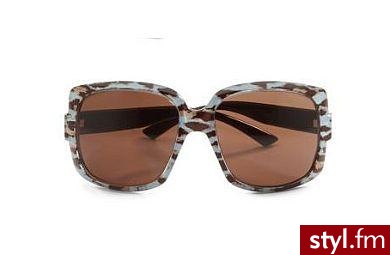 Okulary przeciwsłoneczne Dior. Okulary przeciwsłoneczne Dior. Cena: $275, czyli około 600 zł. - Nakrycia głowy Dodatki Moda