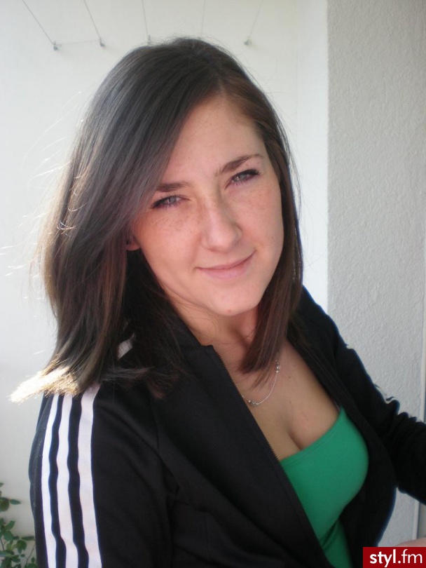 Średnie Fryzury