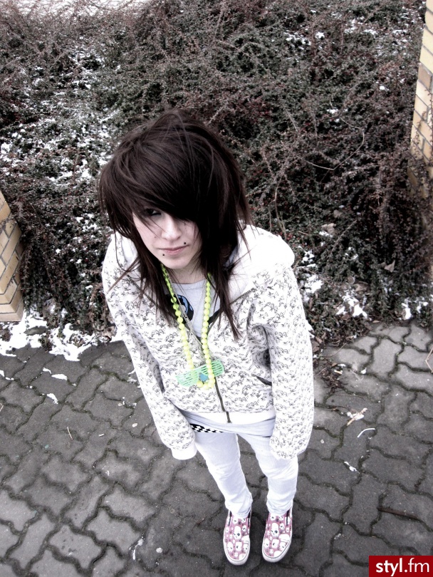 Yuku Muku. scene hairstyle - EMO Alternatywne Średnie Fryzury