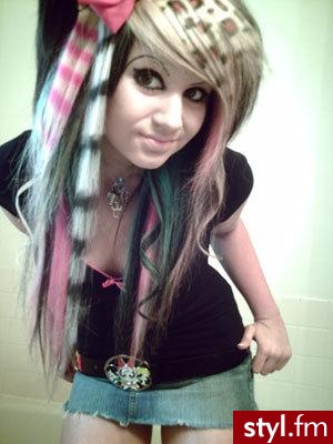 EMO Alternatywne Średnie Fryzury