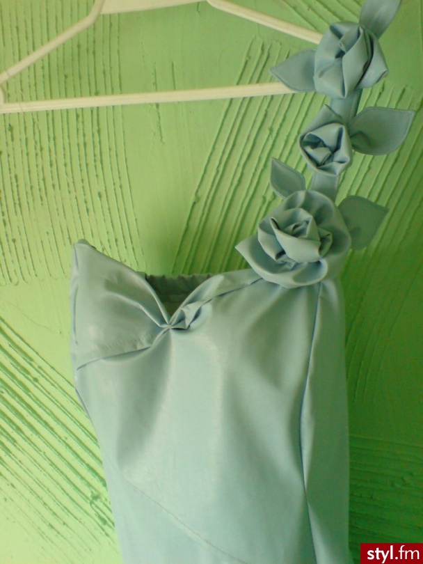 Sukienki Moda