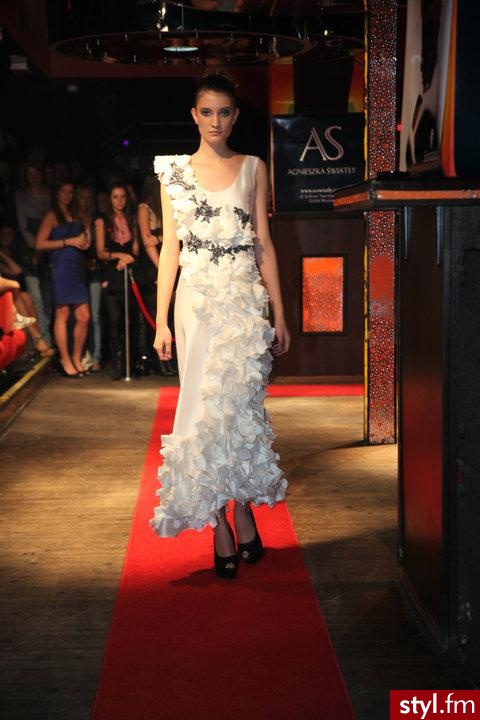 AGNIESZKA ŚWIATŁY projekt - Pozostałe Ciuchy Moda