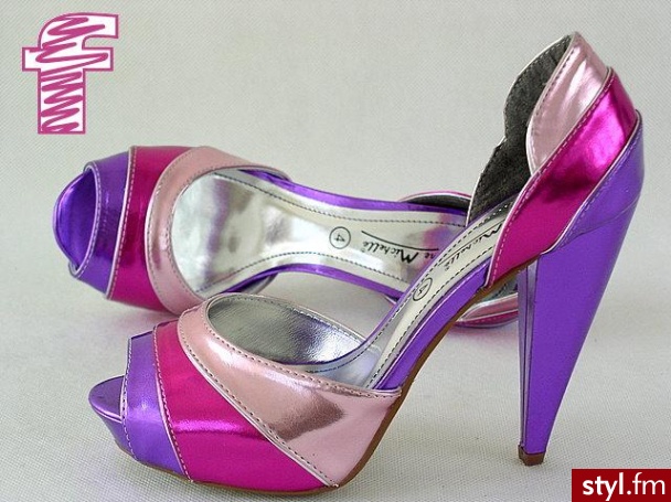 Pozostałe Buty Moda
