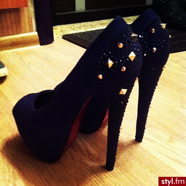 Szpilki Buty Moda