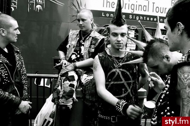 Punk Rock Alternatywne Średnie Fryzury