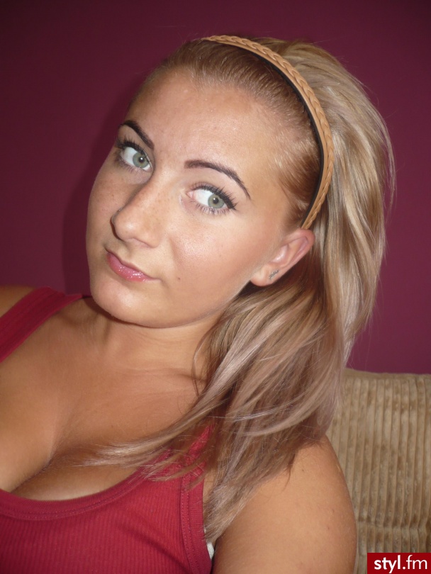 Blond Rozpuszczone Kręcone Na co dzień Średnie Fryzury