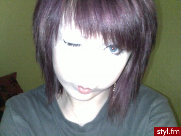 ja ;3 chuuu - Krótkie Fryzury