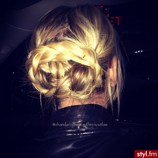 Blond Upięcie Kręcone Na co dzień Średnie Fryzury