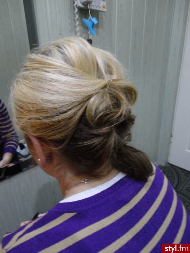 Blond Rozpuszczone Proste Na co dzień Średnie Fryzury