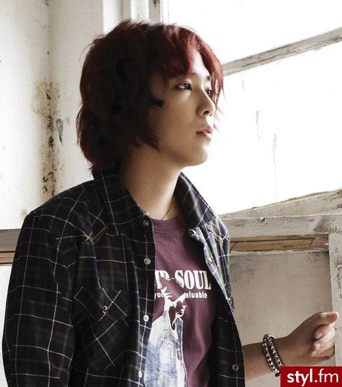 Lee Hong Ki - Średnie Męskie Fryzury