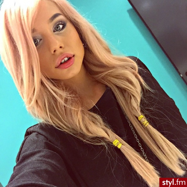 Blond Rozpuszczone Kręcone Na co dzień Długie Fryzury