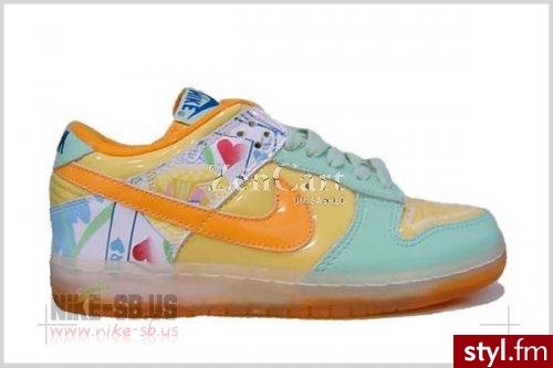 Nike - Pozostałe Buty Moda