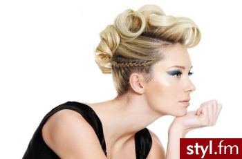 Blond Upięcie Proste Wieczorowe Średnie Fryzury
