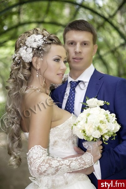 Ślubne Długie Fryzury