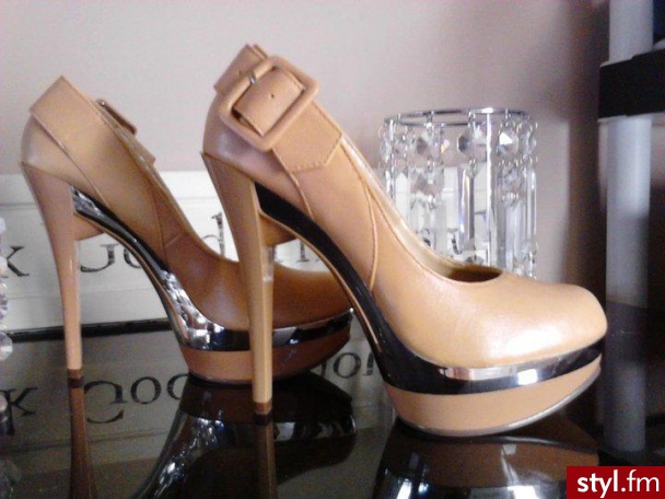 Szpilki Buty Moda