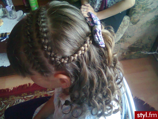 Blond Upięcie Kręcone Wieczorowe Średnie Fryzury