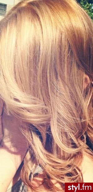 Blond Rozpuszczone Kręcone Na co dzień Długie Fryzury