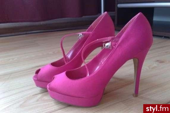 Pozostałe Buty Moda