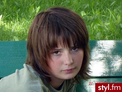 Średnie Fryzury