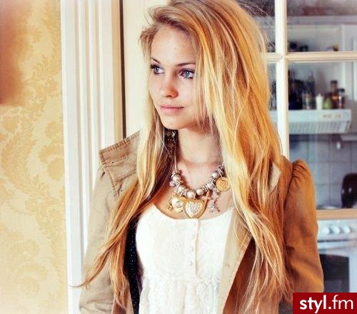 Blond Rozpuszczone Proste Na co dzień Długie Fryzury