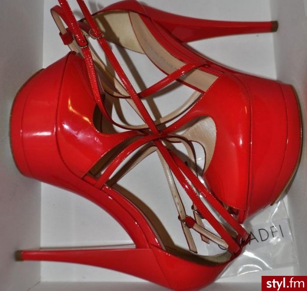 Szpilki Buty Moda