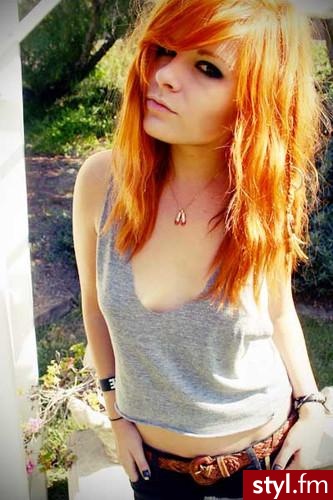 kolor <3 - Średnie Fryzury
