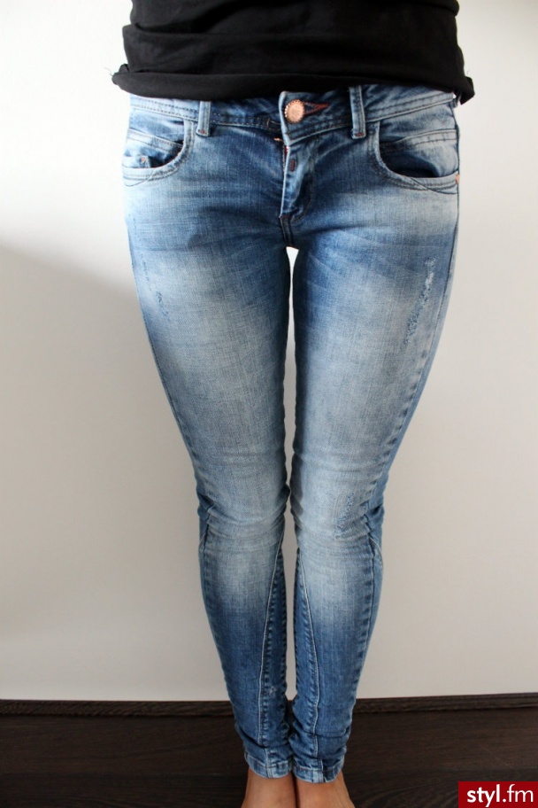 Jeansy Spodnie Moda