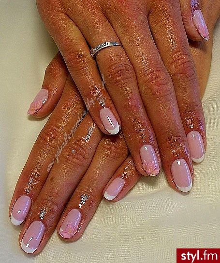 manicure hybrydowy - Migdałki Zdobienia 3D Naturalne Paznokcie