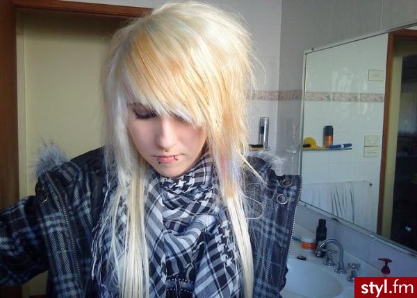 EMO Alternatywne Średnie Fryzury
