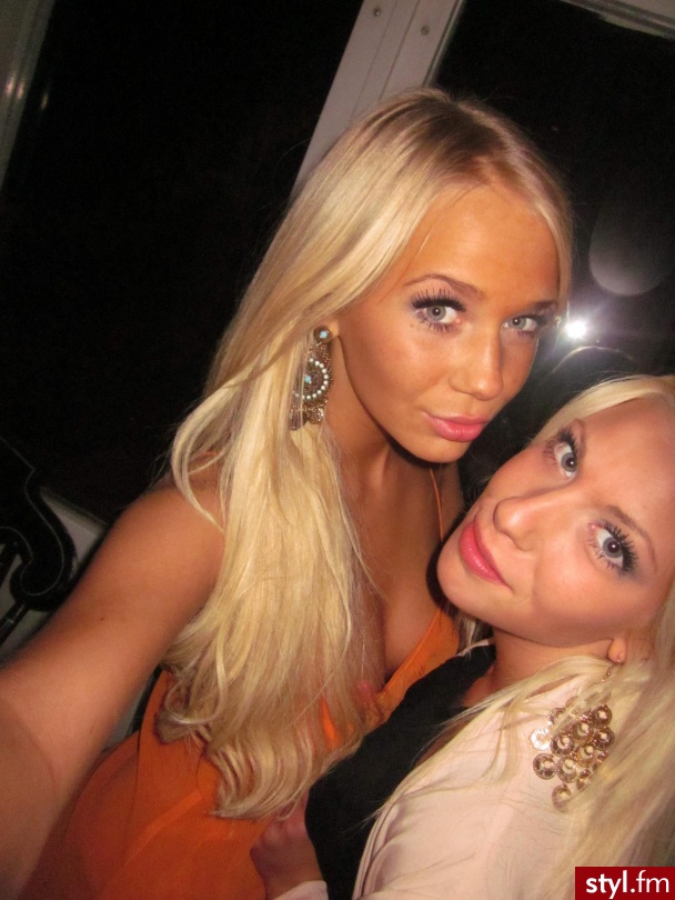 Blond Rozpuszczone Kręcone Na co dzień Długie Fryzury