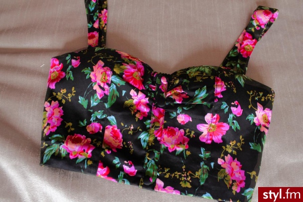 Topy Ciuchy Moda