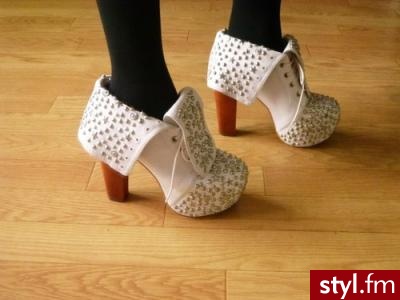 Pozostałe Buty Moda