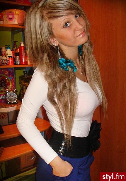 Blond Rozpuszczone Kręcone Na co dzień Długie Fryzury