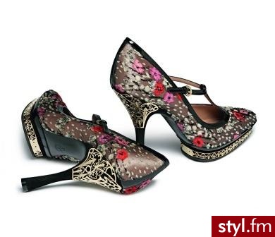 buty. Bally
Jeżeli już jest proszę o link - Pozostałe Buty Moda