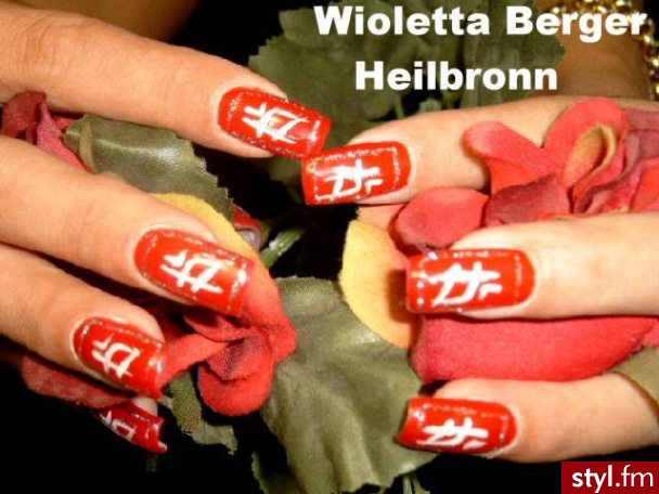 Autor: Wioletta a moze po chinsku?. Autor: <b>Wioletta</b><br /> - Paznokcie