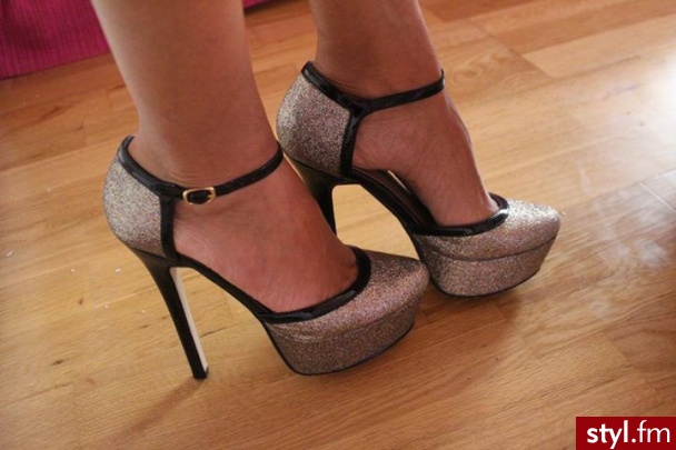 Szpilki Buty Moda