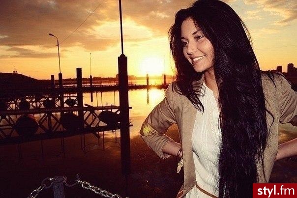 Brązowe Rozpuszczone Proste Na co dzień Długie Fryzury