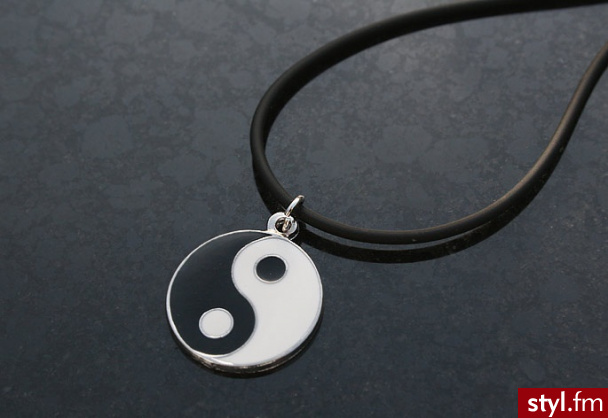 Jubileo.pl WISIOREK SYMBOL YING YANG amulety talizmany hippie ak55 - Wisiorki Biżuteria Moda