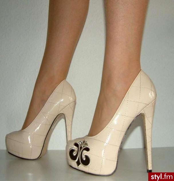 Szpilki Buty Moda
