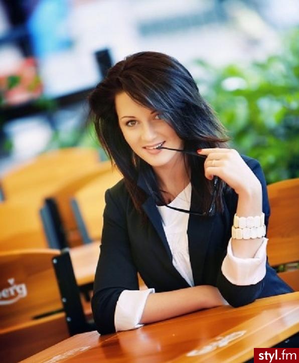 Średnie Fryzury